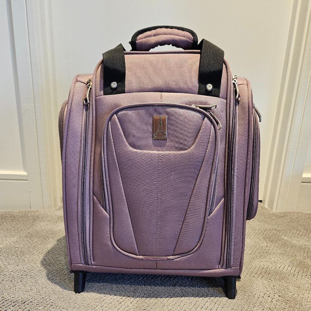 Travelpro Maxlite Carry-On Rolling Underseat Bag